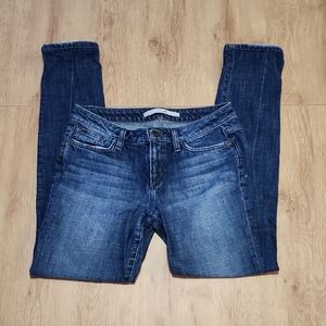 Classic W28 Blue Denim Jeans